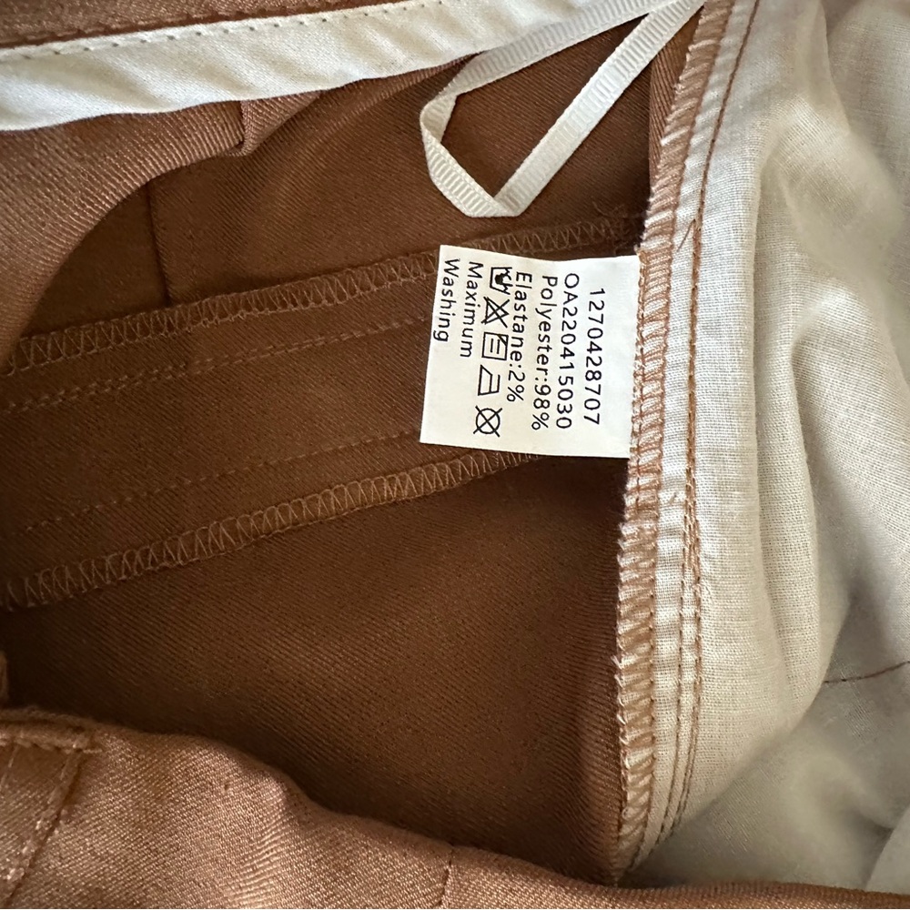 Commense Casual Mid Waisted Shorts, Without Belt, Size M - Picture 5 of 5